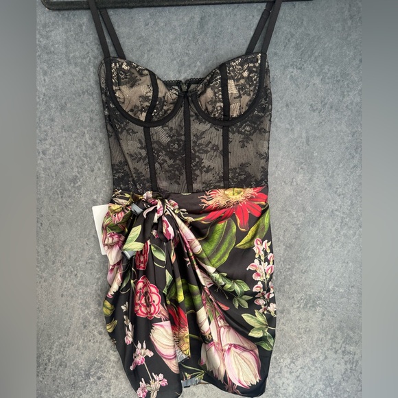 Katie May Whisper Dress - Picture 7 of 12